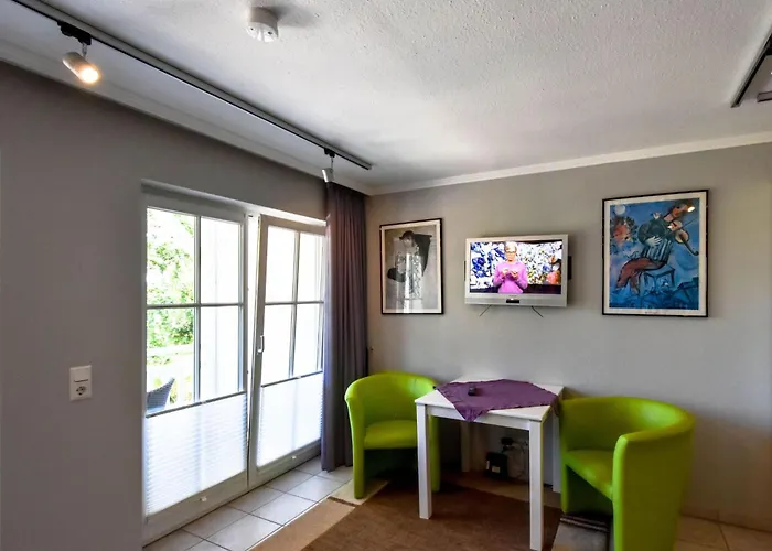 Apartment Seeschloss Binz Apartment 16- 2 Minuten Zum Strand By Interhome