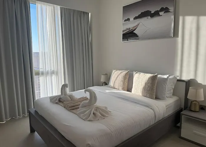 Harmonizing Apartment 1Br With A Balcony In Grande Dubai