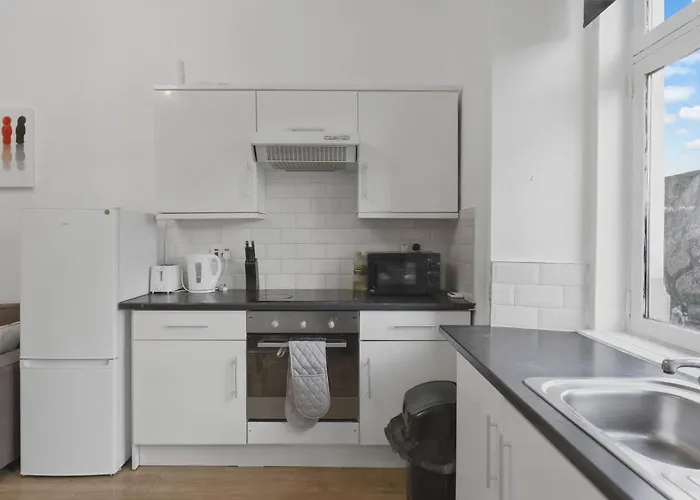 Prime City Centre Apartment 2Br Edinburgh
