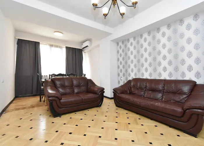 Apartment In The Center Of Erivan