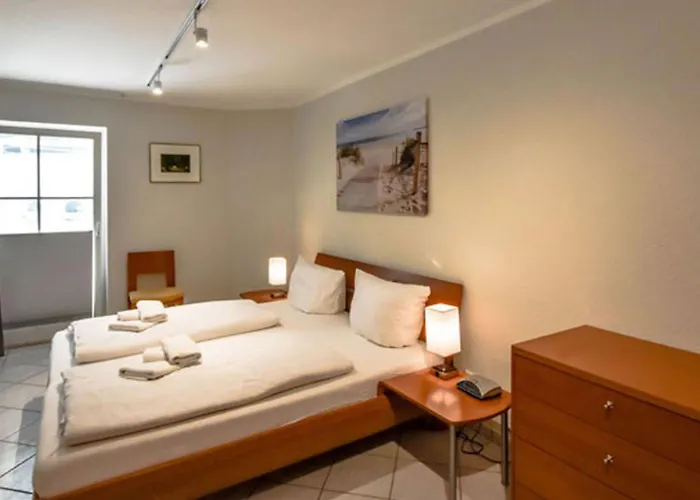 Apartment Seeschloss Binz Apartment 4 Nur 2 Minuten Zum Strand By Interhome