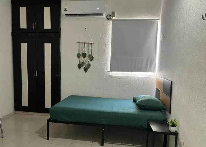 Ferienwohnung Elohim Airport House Mérida