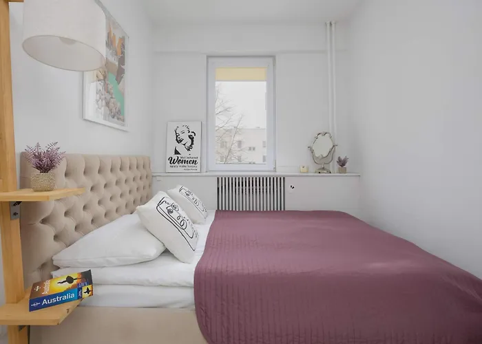 Family Apartment With Air Conditioning And Children'S Room By Noclegi Renters Warschau