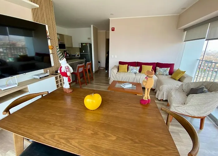 Large Apartment - Santa Beatriz 3 Bedrooms Lima