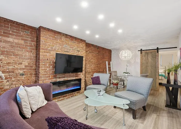 Modern Heritage Apartment In The Heart Of Halifax