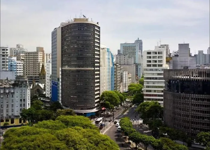 Contestants, Backpackers And Travelers Full Ap São Paulo