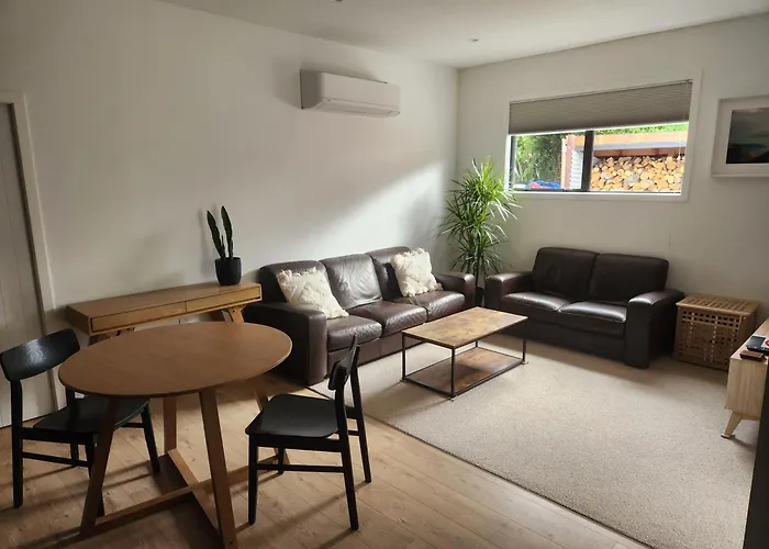 Ferienwohnung Self-Contained Flat With Private Entrance And Yard Lake Hawea