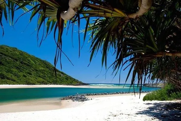 Sand & Sea, 2 Bedroom Apartment On The Esplanade Gold Coast