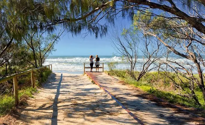 Sand & Sea, 2 Bedroom Apartment On The Esplanade Gold Coast