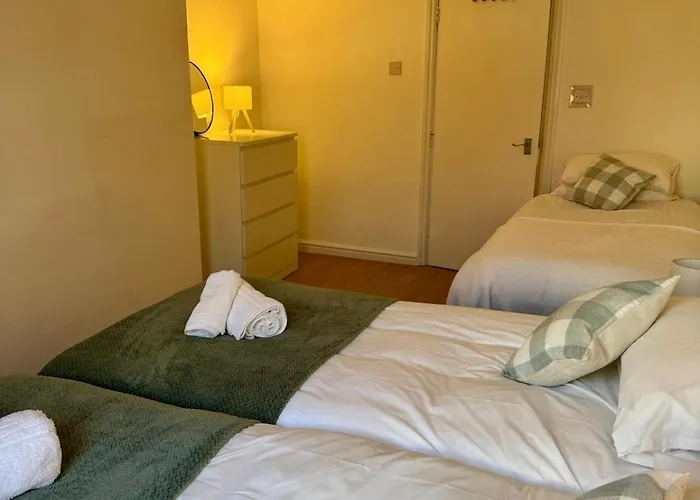 Ferienwohnung Charming 6 Bed Flat In Bedminster - Sleeps 8 Bristol