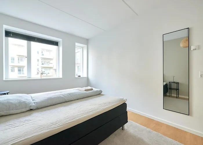 Unique 4-Bedroom Apartment With Panoramic Sea View Kopenhagen