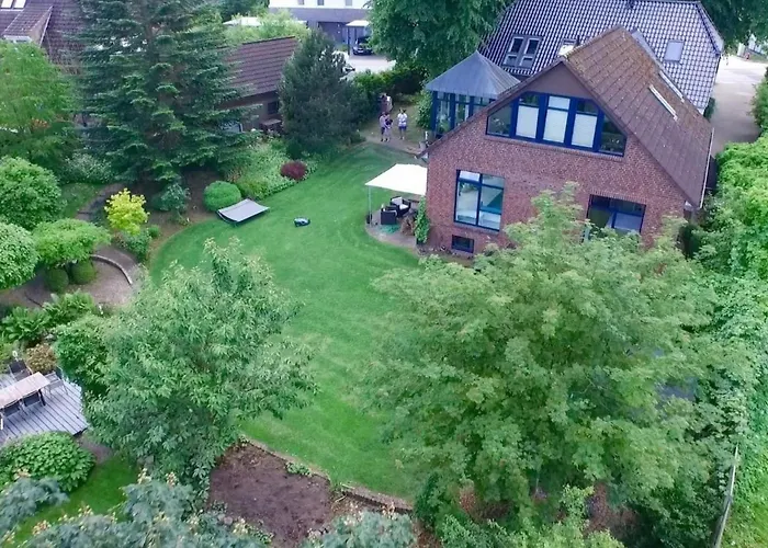 Apartment Mit Stellplatz Mitten Im Gruenen By Interhome Kiel