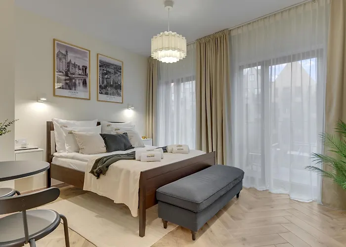 Granaria Calm & Elegant Studio - Prime Location & Bathtub By Downtown Apartments Danzig