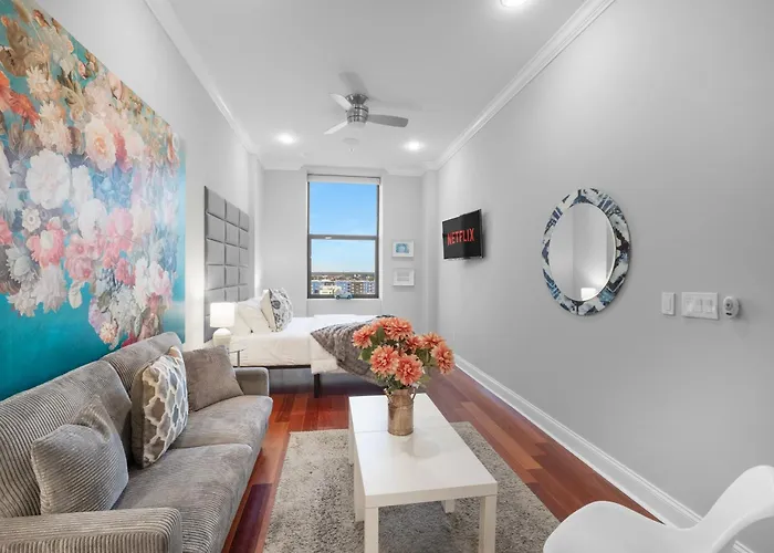 Chic High Rise Apt Lux Loft With Pool,Deck & Gym Philadelphia