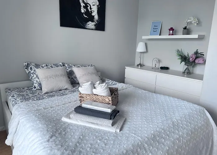 Centrum Cityapart Platinumtowers Parking Free Warschau