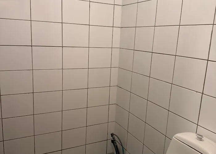 Neat Studio Apartment With Private Entrance Kemi