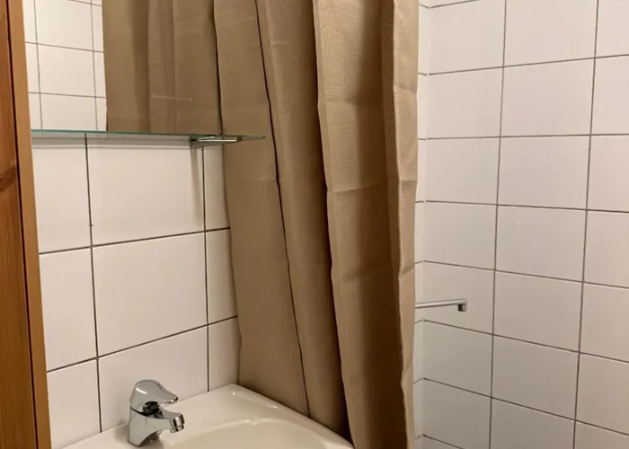 Neat Studio Apartment With Private Entrance Kemi