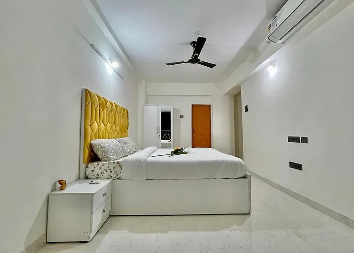 Chic 2 Bhk With Balcony & Bold Yellow Lounge Powai Mumbai