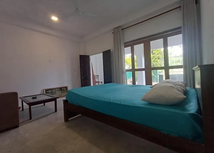 Beach Villa Thalpe Unawatuna
