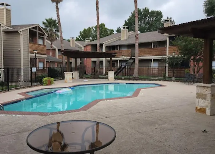 Ferienwohnung Bluebeam 1 Bed Near Medical Center And Nrg With Pool Houston
