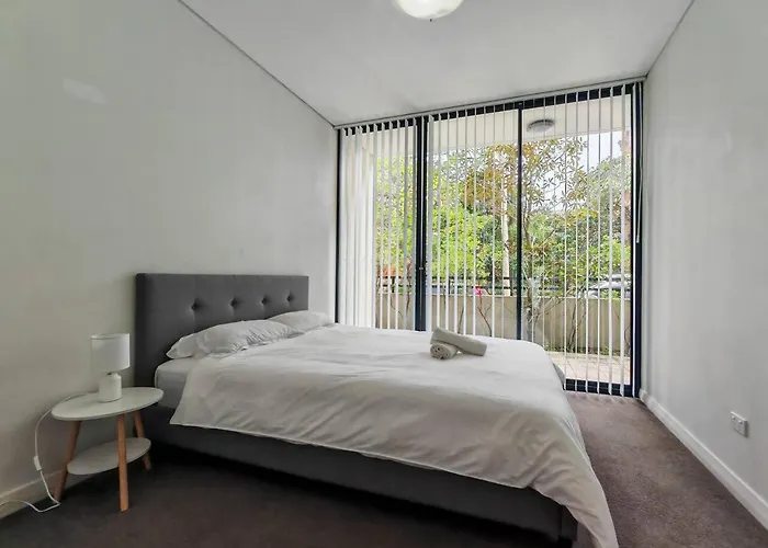 3 bedroom apartment in Rosebery Sydney