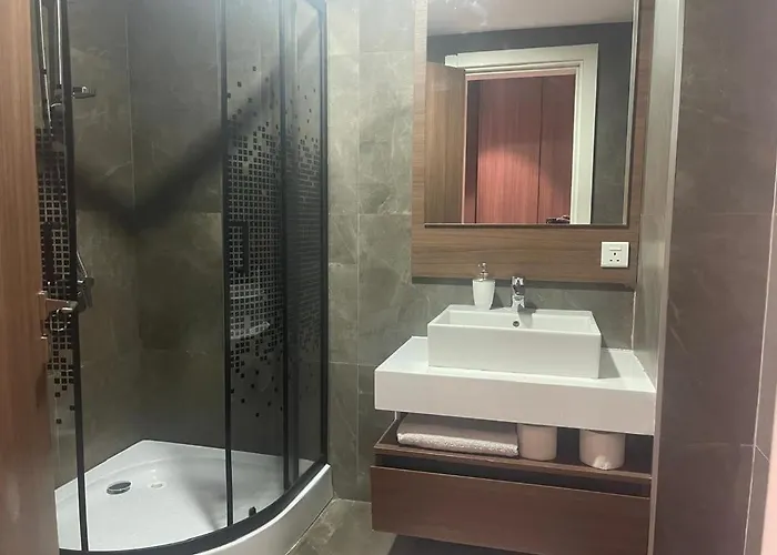 Plsa Two Bedroom At Cantonment Pearl In City Akkra