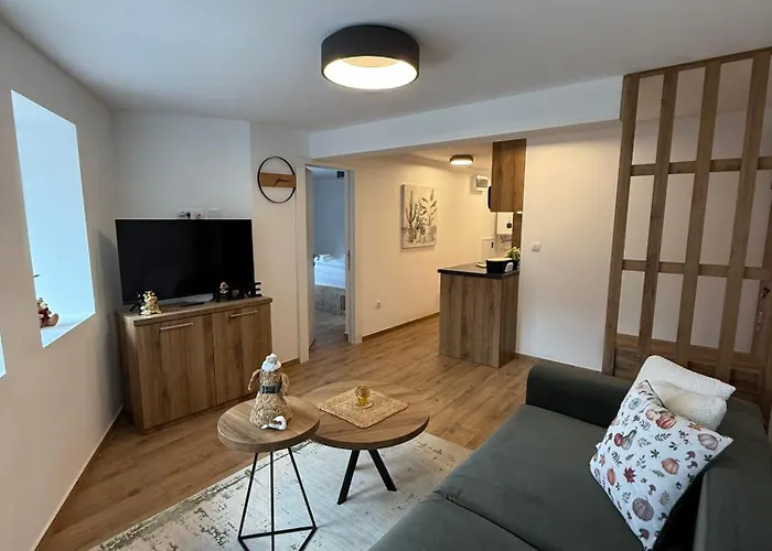 Ferienwohnung Nivalis Hill A01A Pale