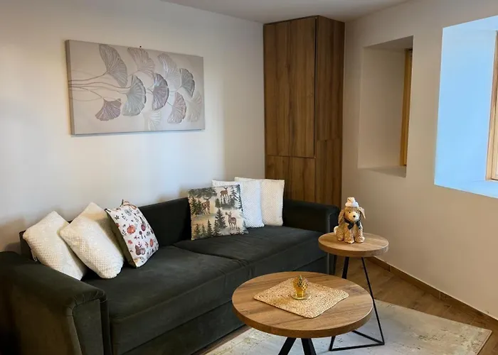 Ferienwohnung Nivalis Hill A01A Pale