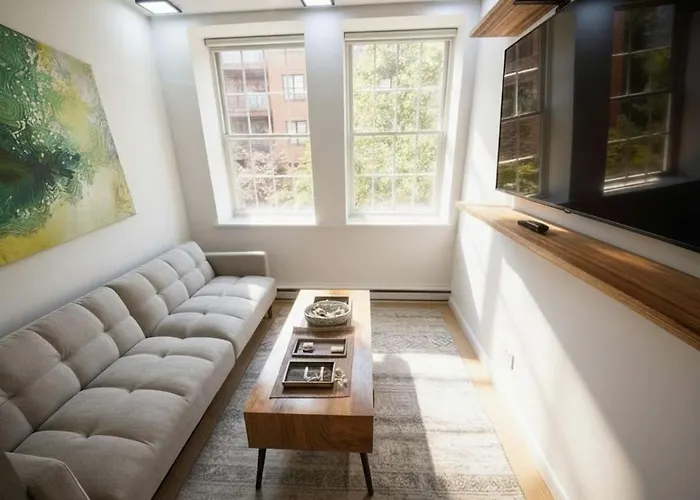 Bright Luxury 3-Bedroom Apartment In East Village New York
