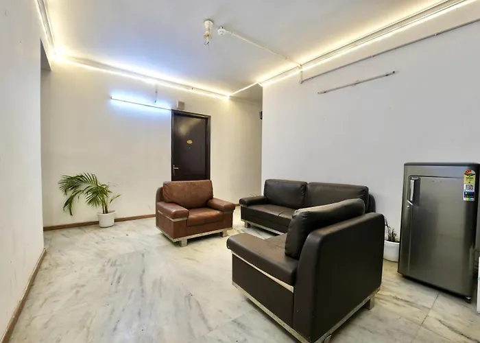 Hotel Rustam Residency Gurgaon
