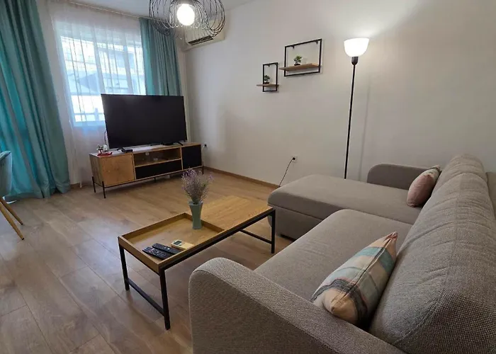 Ferienwohnung Atelier Pepi Warna