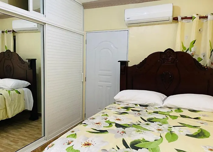 Apt 2 Bedrooms A Pasos Del Malecon Y La Playa Puerto Plata