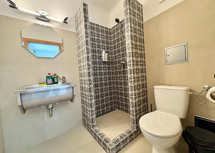 Cozy City Apartment - Free Parking & Fitness Wien