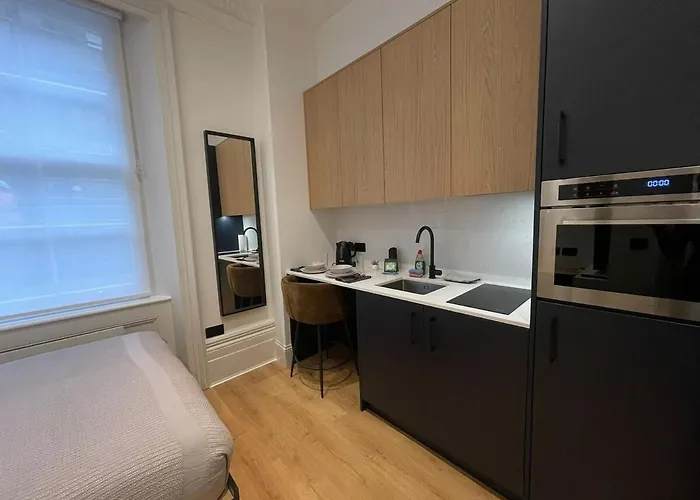 21F5 Bayswater Hyde Park New Studio Zone1 Wi-Fi London