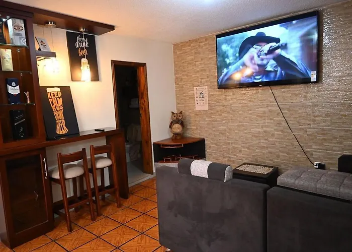Spacious And Comfortable Accommodation D'Hernandez Baños