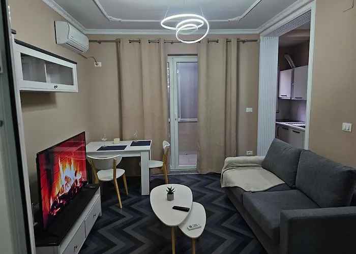 Cozy Apartment In The Center Of Tirana