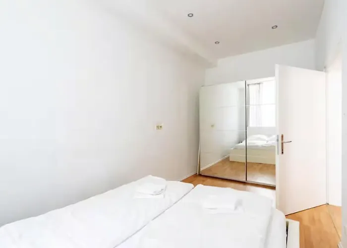 Central Stone Belvedere Apartment Wien