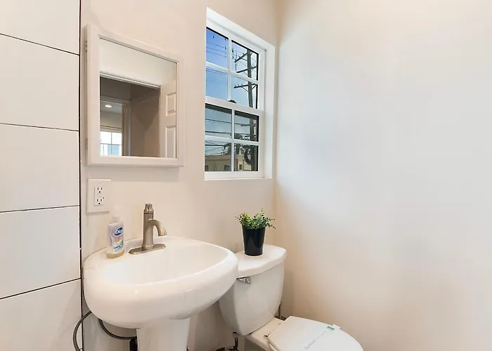 Cozy Studio Suite Near Beverly Hills For Two Los Angeles