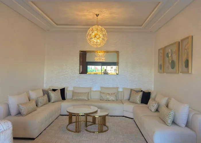 Appartement Chic A 5 Mins De La Plage Harhoura