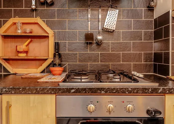 Ferienwohnung Cosy Pet Friendly Upside Down Hideaway Bristol