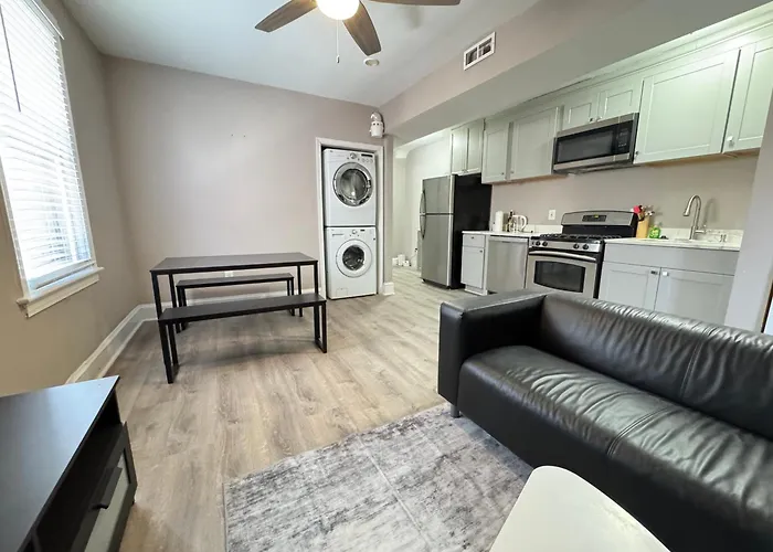 Prime Apartment Near Downtown Washington