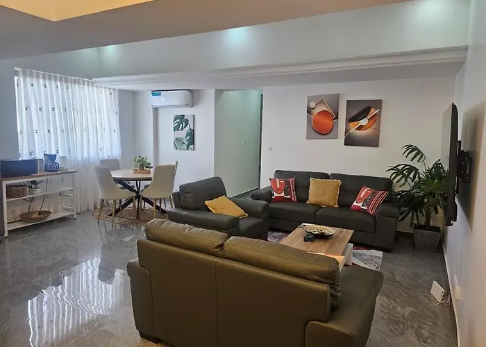 Stylish Apartment In A Chic And Quiet Area Dakar