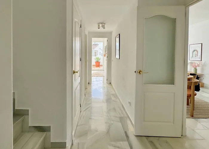 El Paraiso Penthouse 3 Terraces, Panoramic Views Estepona