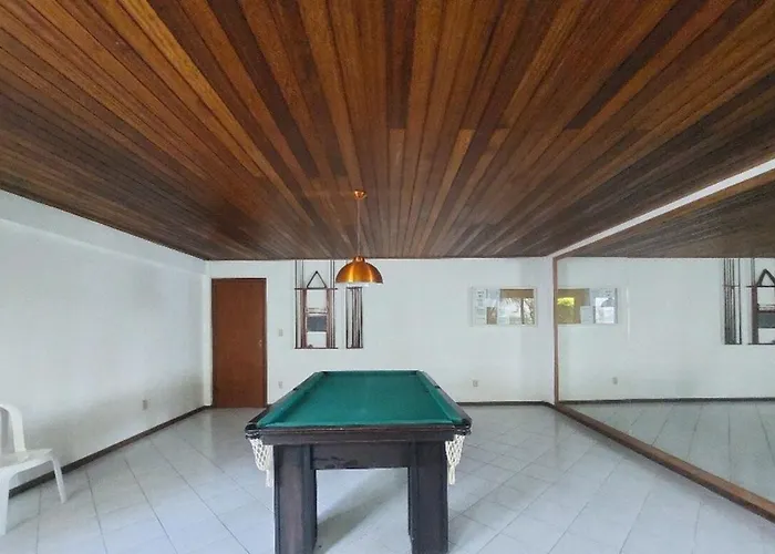 Apartment 1 Bedroom With Private Parking Space Florianópolis