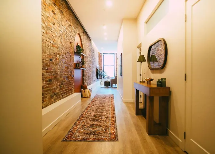 Historic 2Br Suite In Halifax W Free Parking