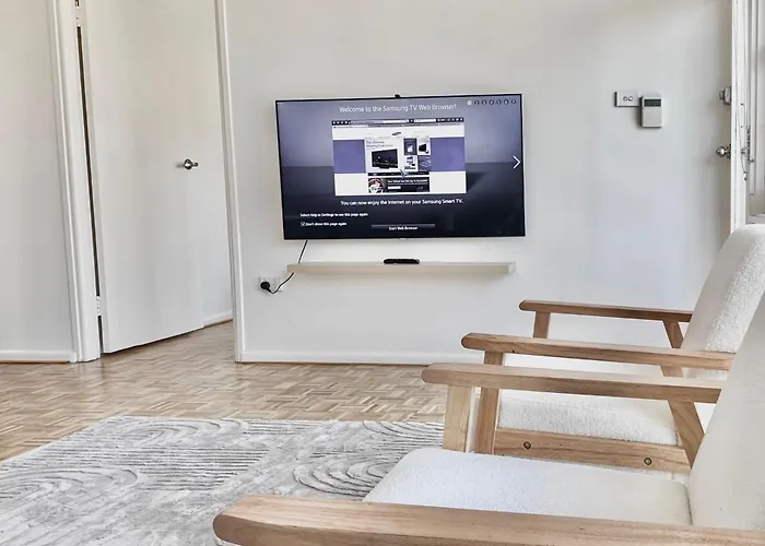 Central Bondi Getaway - Up To 8 Guest Sydney