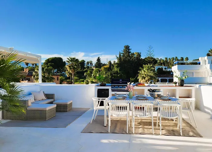 El Paraiso Penthouse 3 Terraces, Panoramic Views Estepona