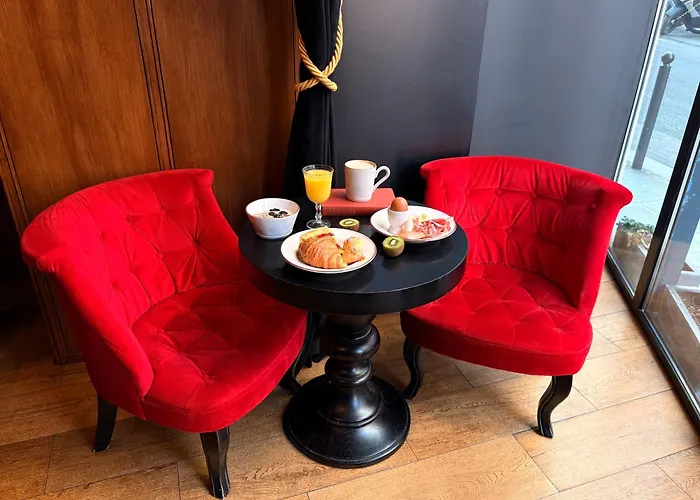 Hotel Les Theatres Paris