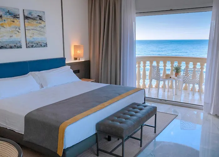 Hotel URH Sitges Playa