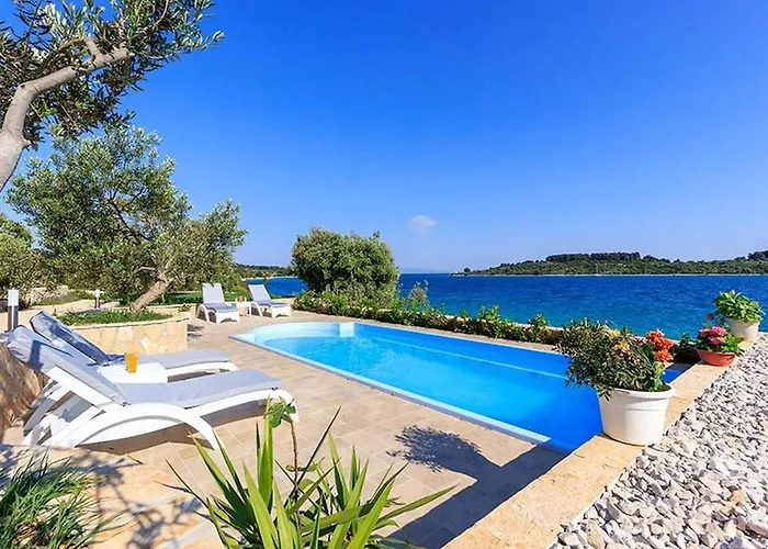 Beachfront House Dalmatino Trogir With Pool On Ciovo